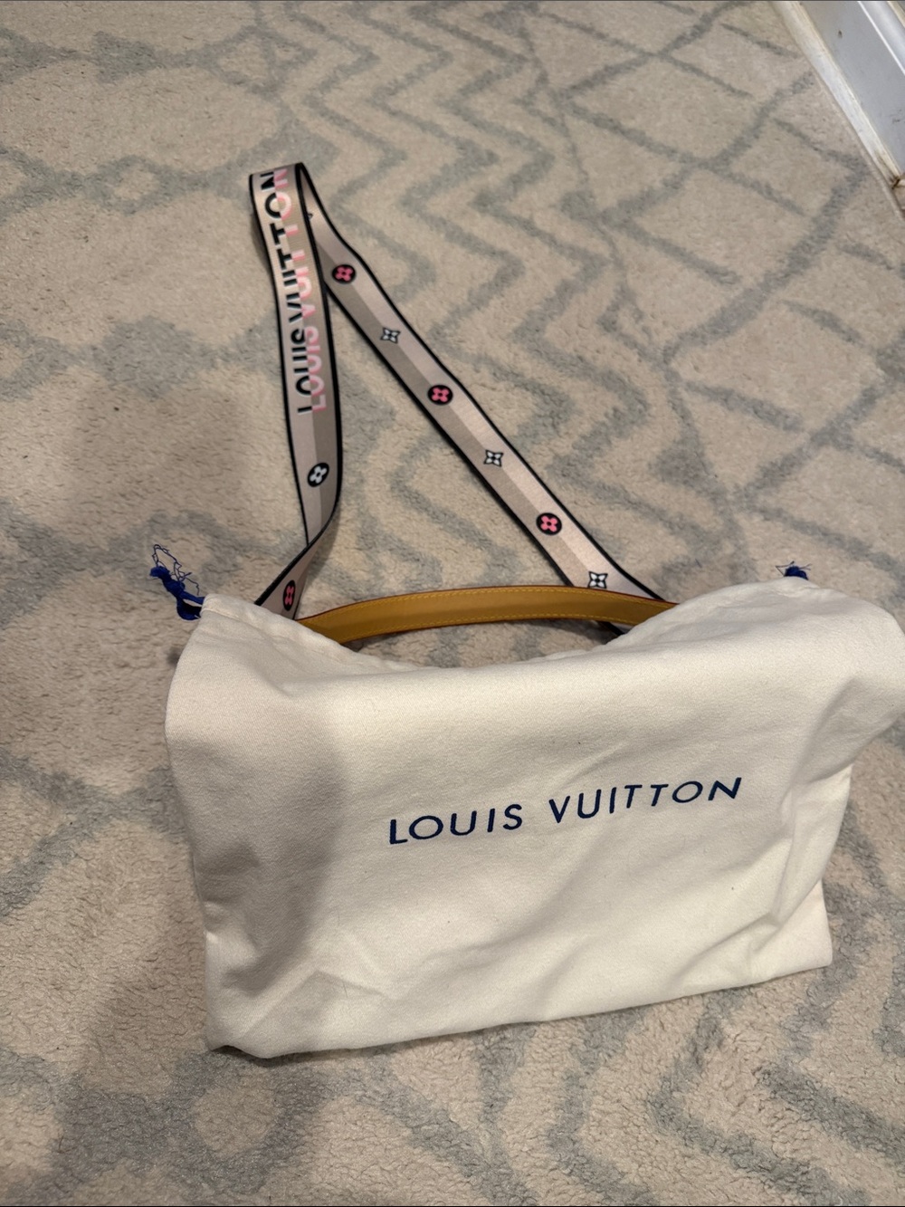 Designer Inspired Diane Bag - Picture 7 of 12